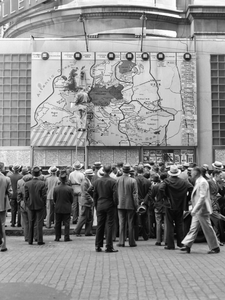 Adolf Hitler's War — S1E5 — Scorched Earth