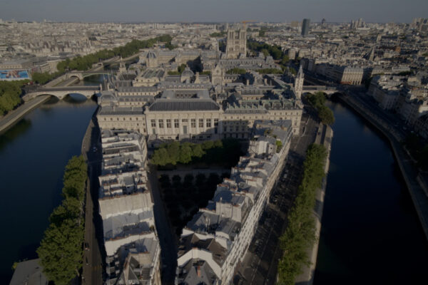 Paris: The Mystery of The Lost Palace